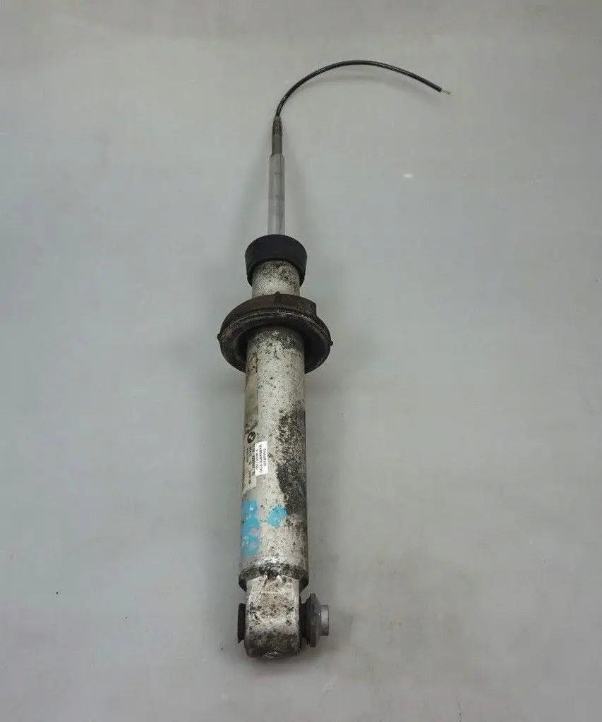 Muelle Strut Amortiguador Suspensión Trasera Derecha Izquierda EDC para BMW E60 M5 con número de pieza 2283127 BMW E60 M5 Muelle Strut Amortiguador Suspensión Trasera Derecha Izquierda EDC - SKU 2283127 - Número de pieza 2283127