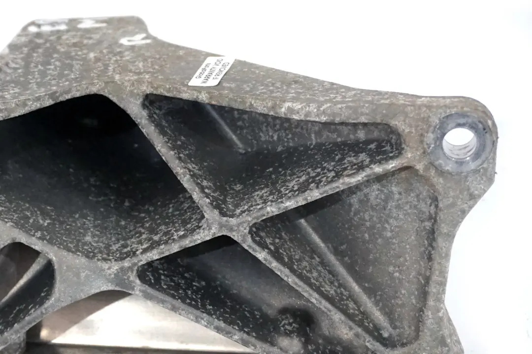 S65 Support Moteur Droit pour BMW E90 E91 E92 M3 à propos du numéro de pièce 2283204 BMW E90 E91 E92 M3 S65 Support Moteur Droit - SKU 2283204 - Numéro de pièce 2283204