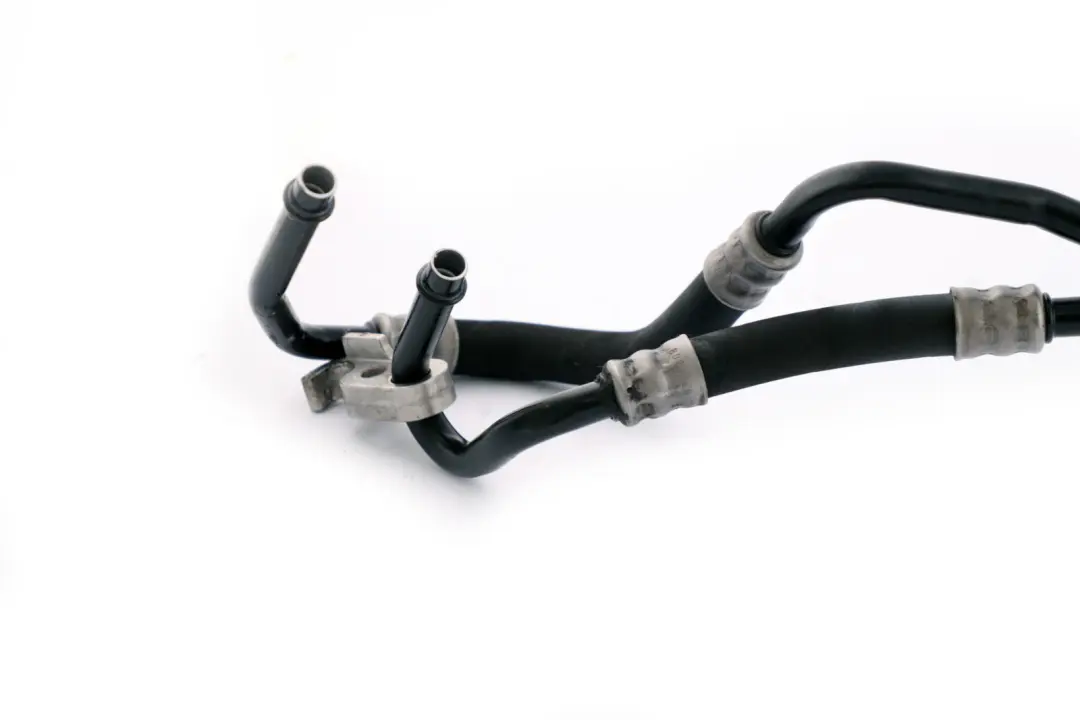 Transmission Oil Cooler Line Pipe Return to BMW E90 E92 E93 M3 with Part number 2283585 BMW E90 E92 E93 M3 Transmission Oil Cooler Line Pipe Return - SKU 2283585 - Part number 2283585