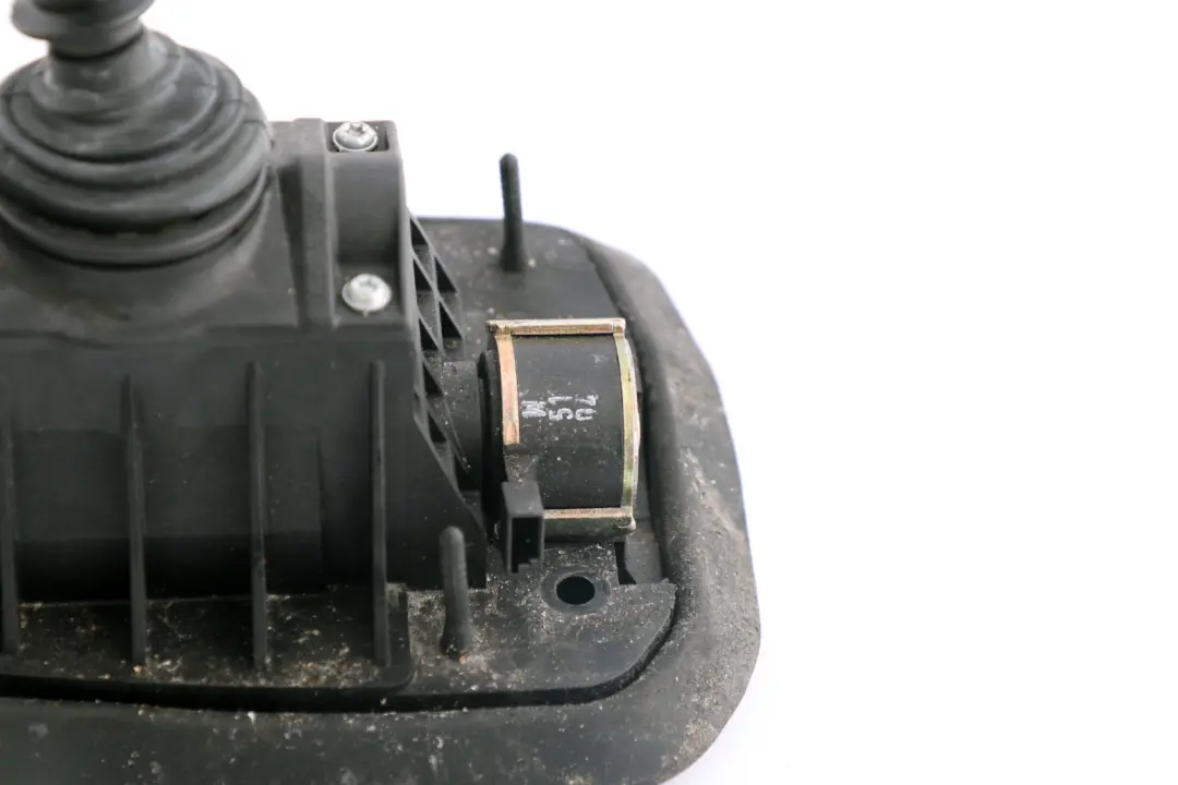 Shifting Steptronic SMG to BMW 5 6 Series E60 E61N LCI E63 E64 Gear with Part number 2282677 BMW 5 6 Series E60 E61N LCI E63 E64 Gear Shifting Steptronic SMG - SKU 2283851 - Part number 2282677