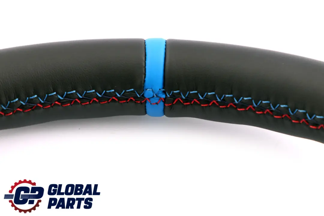 NUOVA Pelle M-Sport Volante M-tricolori Fili per BMW E60 E61 E63 E64 LCI con numero di parte 2283939 BMW E60 E61 E63 E64 LCI NUOVA Pelle M-Sport Volante M-tricolori Fili - SKU 2283939-1 - Numero di parte 2283939