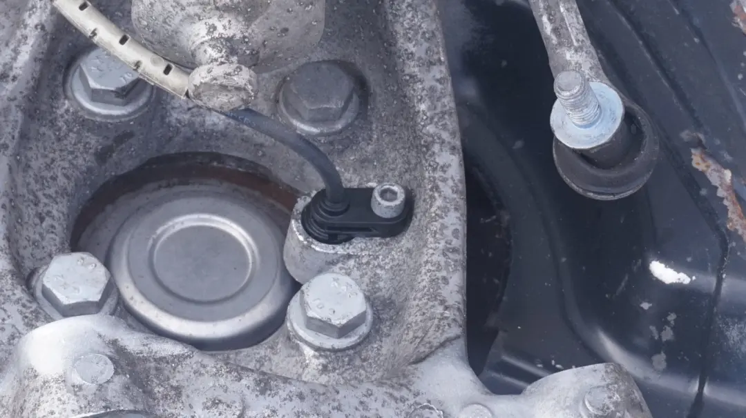 Strut Leg Brake Suspension Hub Front Left N/S to BMW E92 M3 Spring with Part number 2284005 BMW E92 M3 Spring Strut Leg Brake Suspension Hub Front Left N/S - SKU 2284005 - Part number 2284005