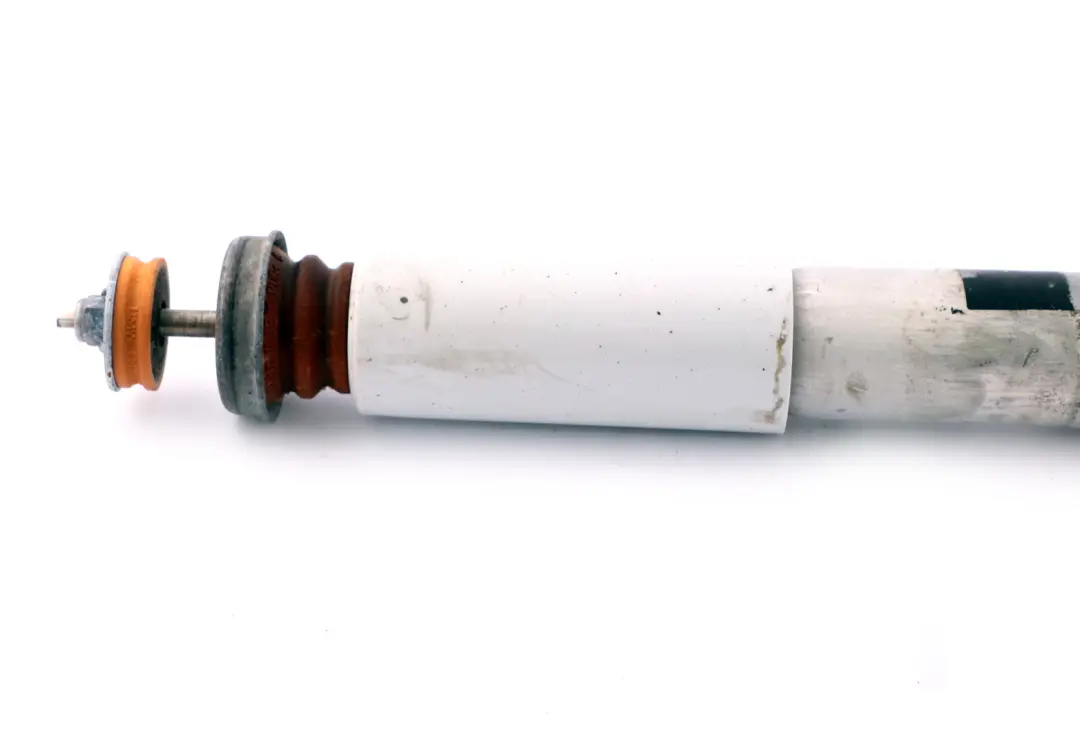 Amortyzator Tył Tylny 2283979 do BMW E93 M3 o numerze 2284316 BMW E93 M3 Amortyzator Tył Tylny 2283979 - SKU 2284316 - Numer Części 2284316