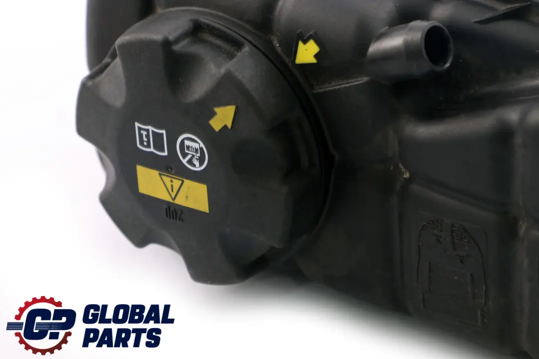 vaso di espansione radiatore benzina per BMW F80 M3 F82 F83 M4 LCI con numero di parte 2284600 BMW F80 M3 F82 F83 M4 LCI vaso di espansione radiatore benzina - SKU 2284600 - Numero di parte 2284600