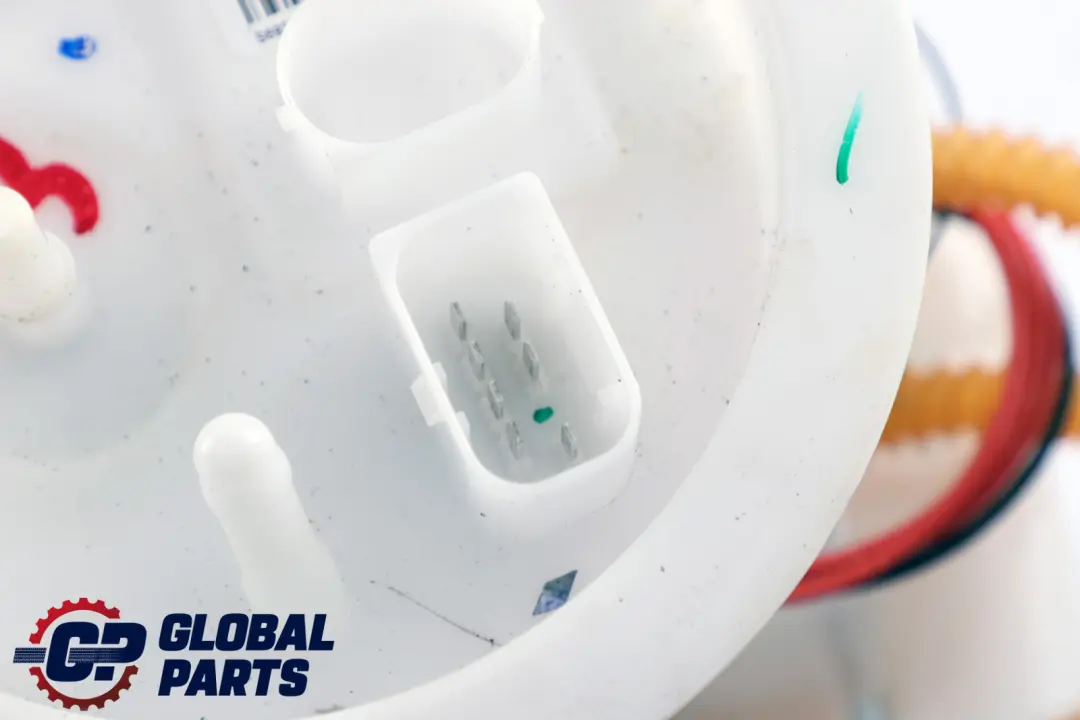 Module de distribution des pompes à essence pour BMW F80 M3 F82 F83 M4 à propos du numéro de pièce 2284693 BMW F80 M3 F82 F83 M4 Module de distribution des pompes à essence - SKU 2284693 - Numéro de pièce 2284693