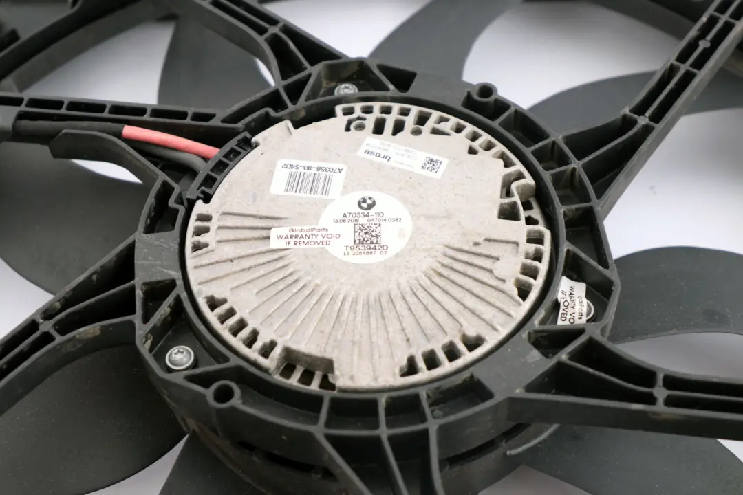 BMW F80 M3 F82 M4 Benzin Motor Lüfterge Häuse Mit Lüfter 850W - SKU 2284887 - Teilenummer 2284887