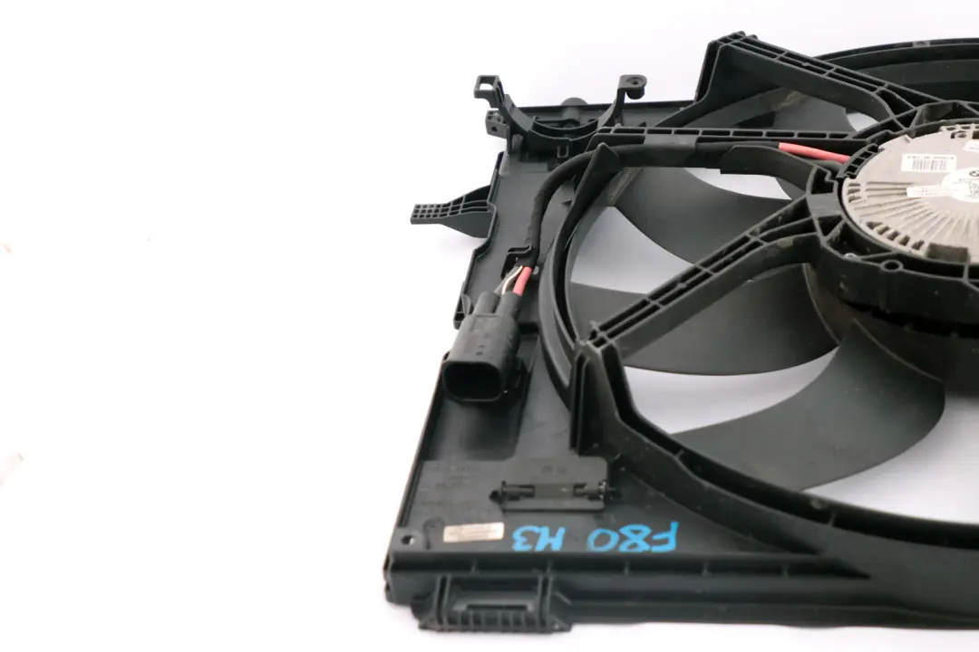 Carcasa Ventilador Motor Gasolina Con Ventilador para BMW F80 M3 F82 M4 con número de pieza 2284887 BMW F80 M3 F82 M4 Carcasa Ventilador Motor Gasolina Con Ventilador - SKU 2284887 - Número de pieza 2284887