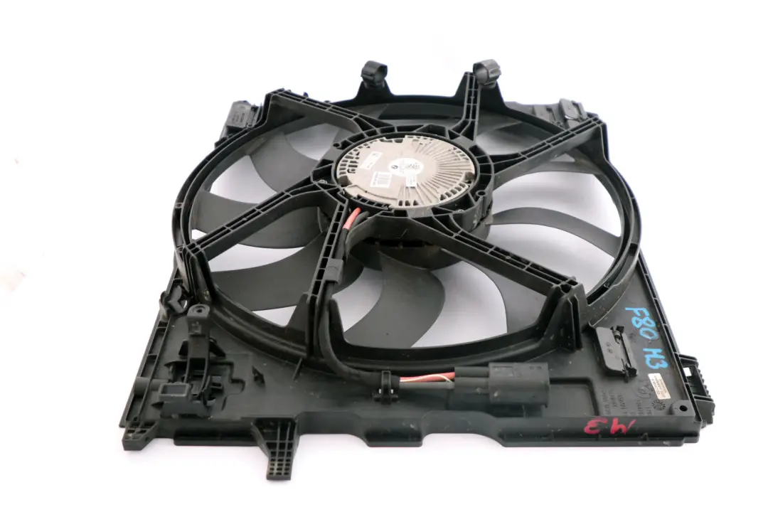 Boîtier Ventilateur Essence BMW F80 M3 F82 M4 Avec Ventilateur 850 W pour à propos du numéro de pièce 2284887 Boîtier Ventilateur Essence BMW F80 M3 F82 M4 Avec Ventilateur 850 W - SKU 2284887 - Numéro de pièce 2284887