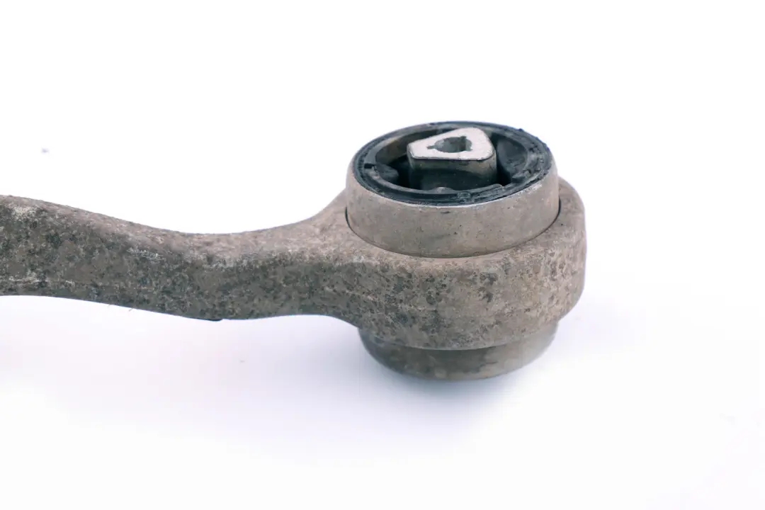 Delantero Izquierdo Inferior Brazo De Control Delantero para BMW E63 E64 con número de pieza 2348049 BMW E63 E64 Delantero Izquierdo Inferior Brazo De Control Delantero - SKU 2348049 - Número de pieza 2348049