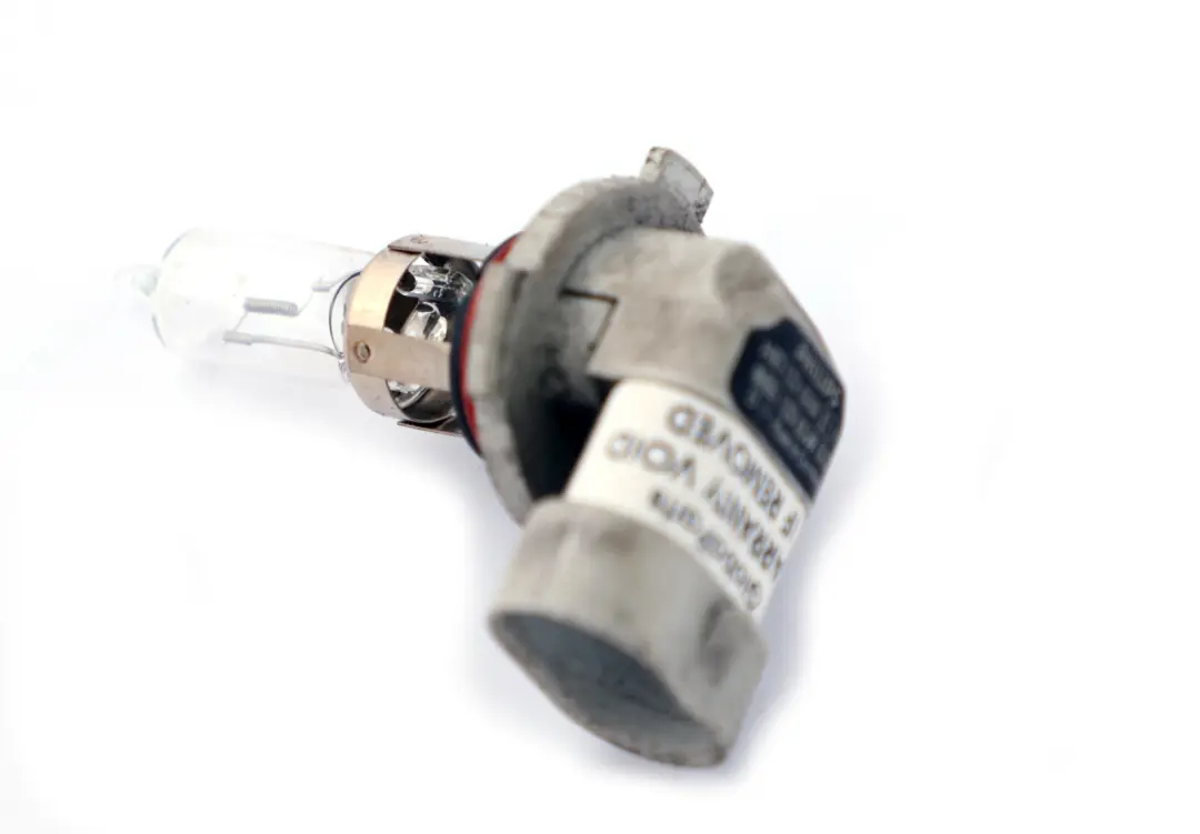 Potencia Bombillas Halogenas Cubierta 21W para BMW E53 E87 E90 con número de pieza 2352239 BMW E53 E87 E90 Potencia Bombillas Halogenas Cubierta 21W - SKU 2352239 - Número de pieza 2352239