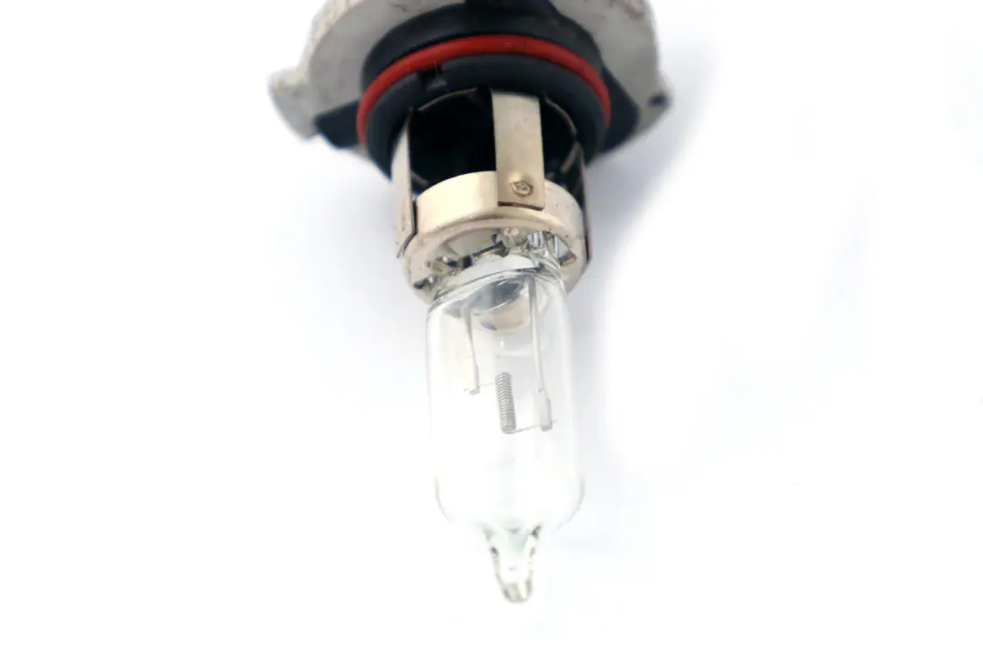 Halogen Bulbs Holder Cover 21W to BMW 1 3 X5 Series E53 E87 E90 Power with Part number 2352239 BMW 1 3 X5 Series E53 E87 E90 Power Halogen Bulbs Holder Cover 21W - SKU 2352239 - Part number 2352239