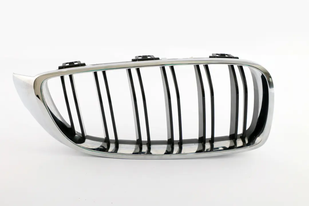 Grill Black High Gloss Right O/S Chrome to BMW 3 4 Series F80 M3 F82 M4 with Part number 2352812 BMW 3 4 Series F80 M3 F82 M4 Grill Black High Gloss Right O/S Chrome - SKU 2352812 - Part number 2352812