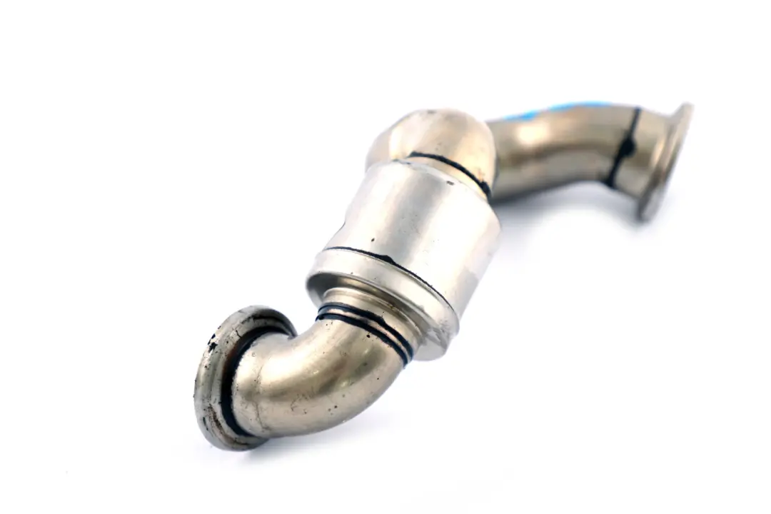 AGR Valve Pipe EGR Cooler Connector Diesel to BMW E60 E87 E90 E91 with Part number 2354039 BMW E60 E87 E90 E91 AGR Valve Pipe EGR Cooler Connector Diesel - SKU 2354039 - Part number 2354039