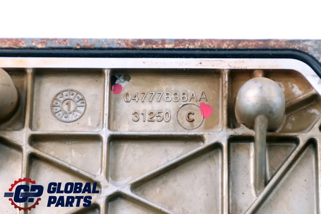 Couvercle distribution Pompe huile 04693103AA pour Mini R50 R52 R53 W10 W11 à propos du numéro de pièce 2463752 Mini R50 R52 R53 W10 W11 Couvercle distribution Pompe huile 04693103AA - SKU 2463752 - Numéro de pièce 2463752