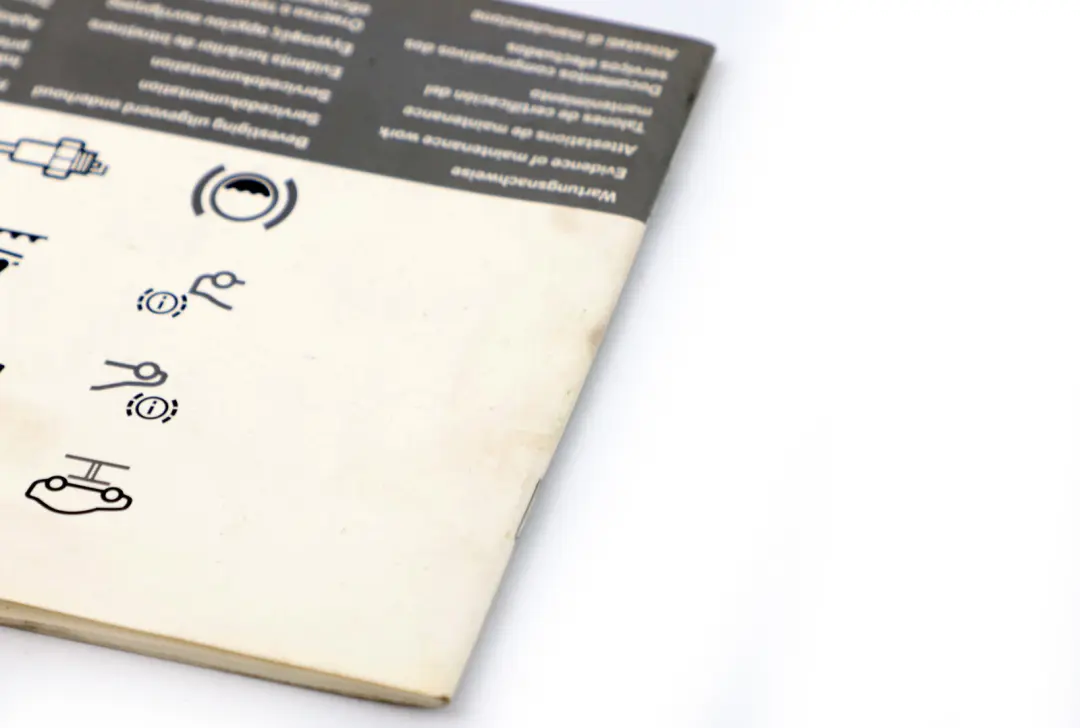 Serviceheft Mehrsprachig für BMW 1 3 5 X3 er E60 E61 E81 E83 E87 E90 E91 LCI mit Teilenummer 2602175 BMW 1 3 5 X3 er E60 E61 E81 E83 E87 E90 E91 LCI Serviceheft Mehrsprachig - SKU 2602175-1 - Teilenummer 2602175