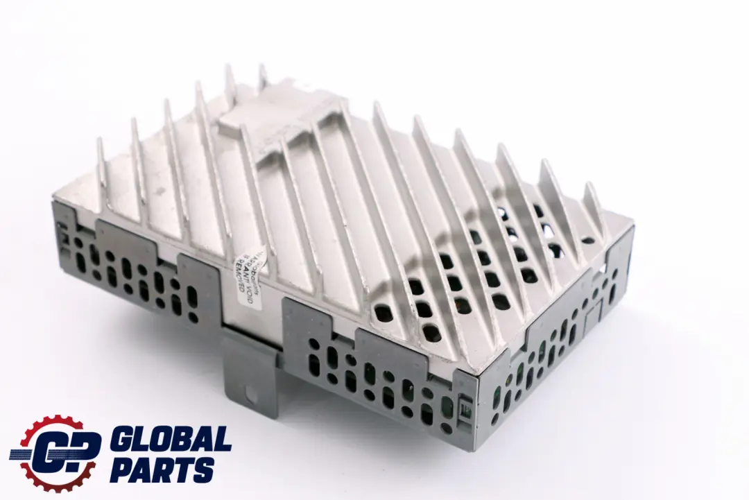 Hifi Wzmacniacz Audio Harman Kardon do BMW F20 F21 LCI Mini F55 F56 o numerze 2622869 BMW F20 F21 LCI Mini F55 F56 Hifi Wzmacniacz Audio Harman Kardon - SKU 2622869 - Numer Części 2622869