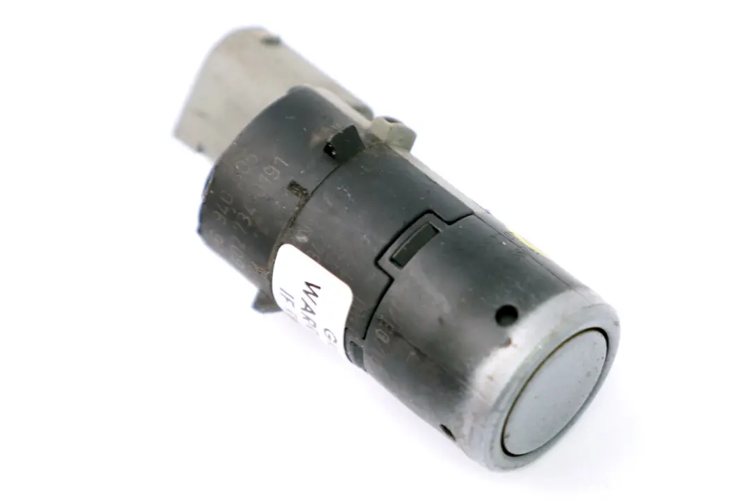 PDC Sensor De aparcamiento ultrasonico Silbergrau Gris Plata A08 para BMW E60 con número de pieza 2687921 BMW E60 PDC Sensor De aparcamiento ultrasonico Silbergrau Gris Plata A08 - SKU 2687921-SBG - Número de pieza 2687921