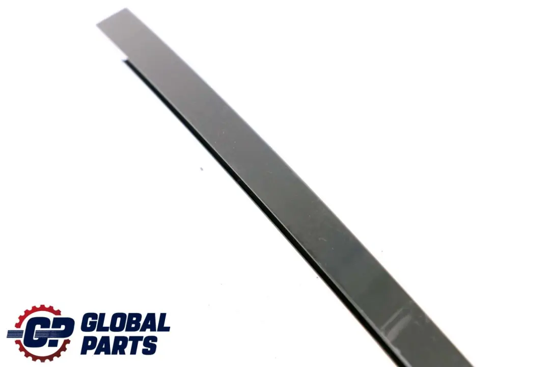 Blende Fensterführungssteg Links Glanzschwarz für BMW 3 er E46 Limousine mit Teilenummer 2695287 BMW 3 er E46 Limousine Blende Fensterführungssteg Links Glanzschwarz - SKU 2695287 - Teilenummer 2695287