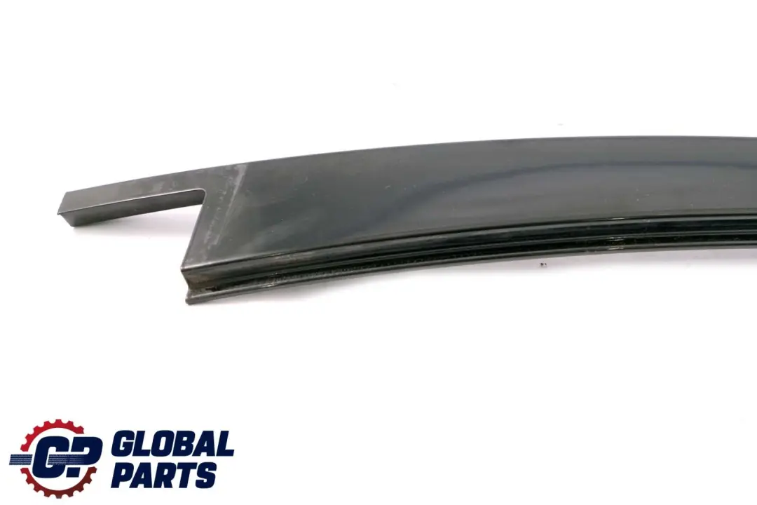 Couverture Fenetre Porte Arriere Droite Noir Brillant pour BMW E46 à propos du numéro de pièce 2695290 BMW E46 Couverture Fenetre Porte Arriere Droite Noir Brillant - SKU 2695290 - Numéro de pièce 2695290