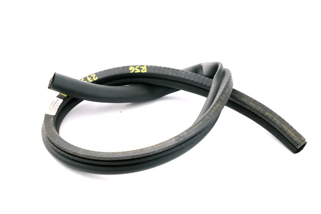 Joint Rabat Avant pour Mini Cooper One R55 R56 R57 LCI R58 R59 à propos du numéro de pièce 2751261 Mini Cooper One R55 R56 R57 LCI R58 R59 Joint Rabat Avant - SKU 2751261 - Numéro de pièce 2751261