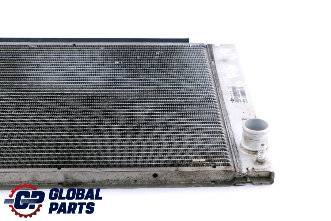 Chłodnica Radiator do Mini Cooper S D R55 R56 R57 R58 R59 R60 R61 o numerze 2751275 Mini Cooper S D R55 R56 R57 R58 R59 R60 R61 Chłodnica Radiator - SKU 2751275 - Numer Części 2751275