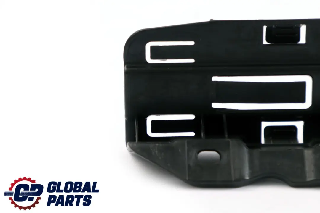 Holder Aerial Side Trim Panel to Mini Cooper R55 R56 with Part number 2751630 Mini Cooper R55 R56 Holder Aerial Side Trim Panel - SKU 2751630 - Part number 2751630