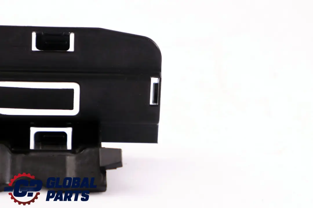 Mini Cooper R55 R56 Halter Antenne Seitenverkleidung - SKU 2751630 - Teilenummer 2751630