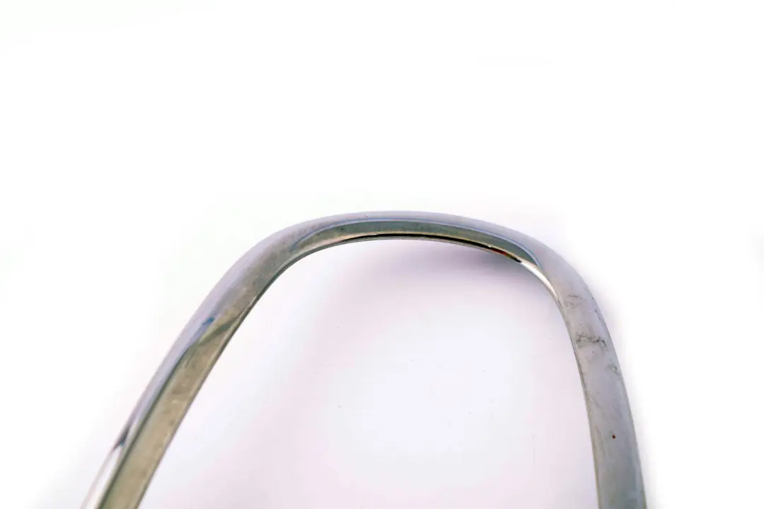 Finition De Feu Arrière Droit Chrome pour Mini R56 R55 R57 à propos du numéro de pièce 2752244 Mini R56 R55 R57 Finition De Feu Arrière Droit Chrome - SKU 2752244 - Numéro de pièce 2752244