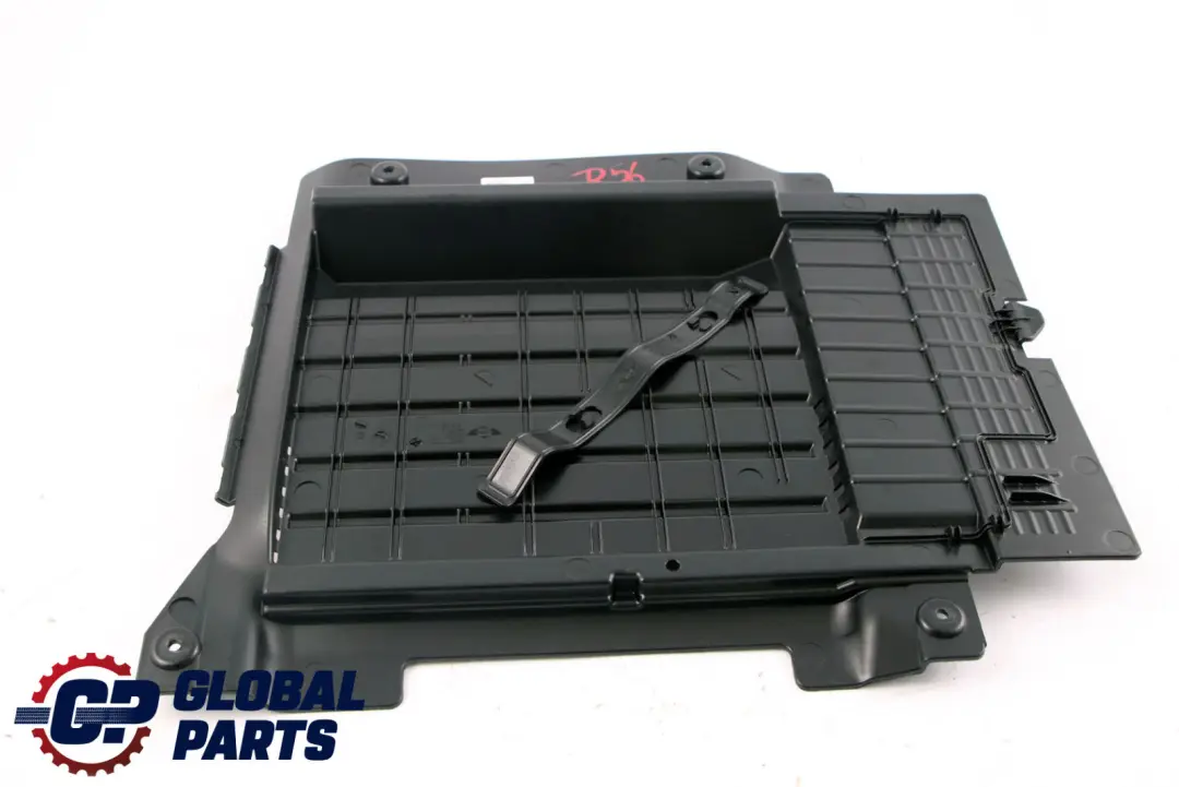 Deckel Multifunktionsbox Rechts für BMW Mini Cooper One R56 mit Teilenummer 2752524 BMW Mini Cooper One R56 Deckel Multifunktionsbox Rechts - SKU 2752524 - Teilenummer 2752524