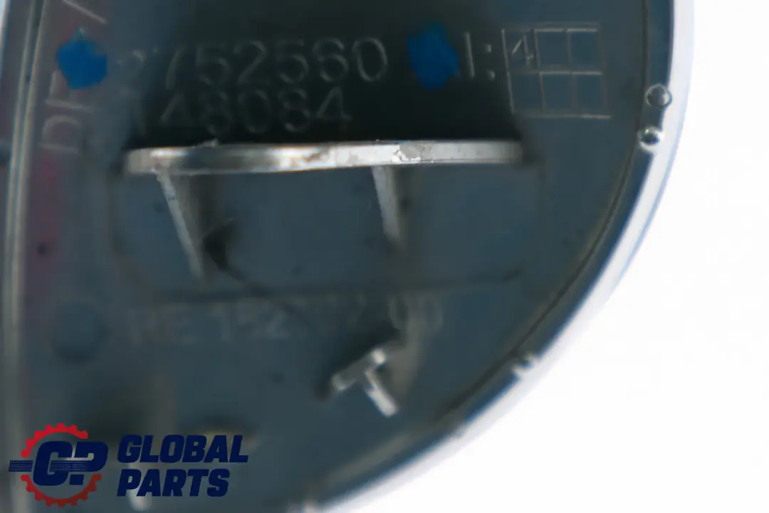 Parachoques Delantero Derecho Tapa Boquilla del Faro Cromo para Mini Cooper R55 R56 con número de pieza 2752560 Mini Cooper R55 R56 Parachoques Delantero Derecho Tapa Boquilla del Faro Cromo - SKU 2752560 - Número de pieza 2752560