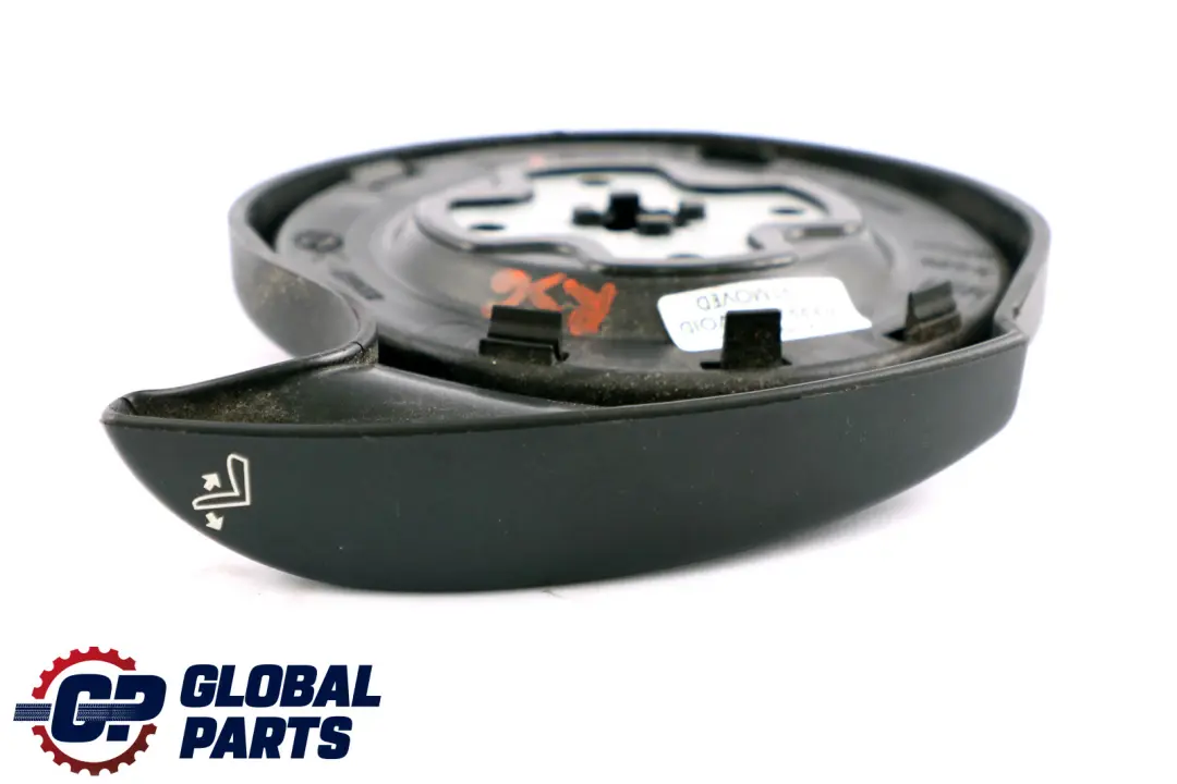 Leva Interno Destro Carbonio Black Nero per Mini Cooper R55 R56 R57 con numero di parte 2752628 Mini Cooper R55 R56 R57 Leva Interno Destro Carbonio Black Nero - SKU 2752628-1 - Numero di parte 2752628