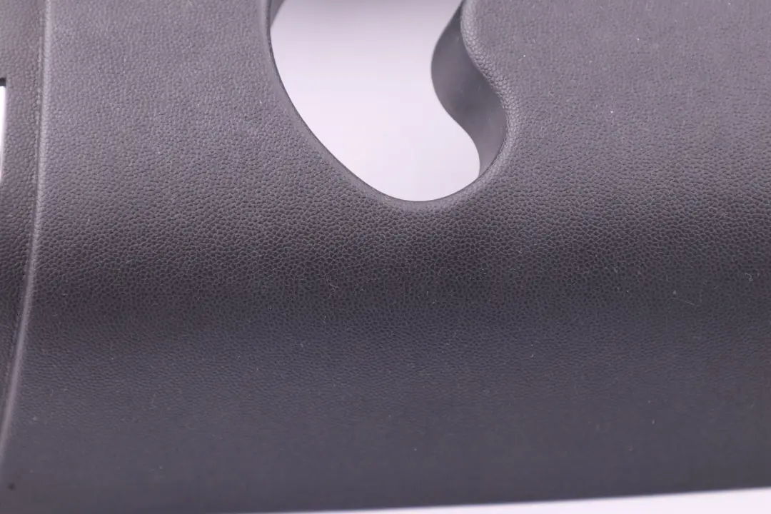 Osłona obudowa słupka prawa prawy przód do MINI R56 o numerze 2753004 MINI R56 Osłona obudowa słupka prawa prawy przód - SKU 2753004 - Numer Części 2753004