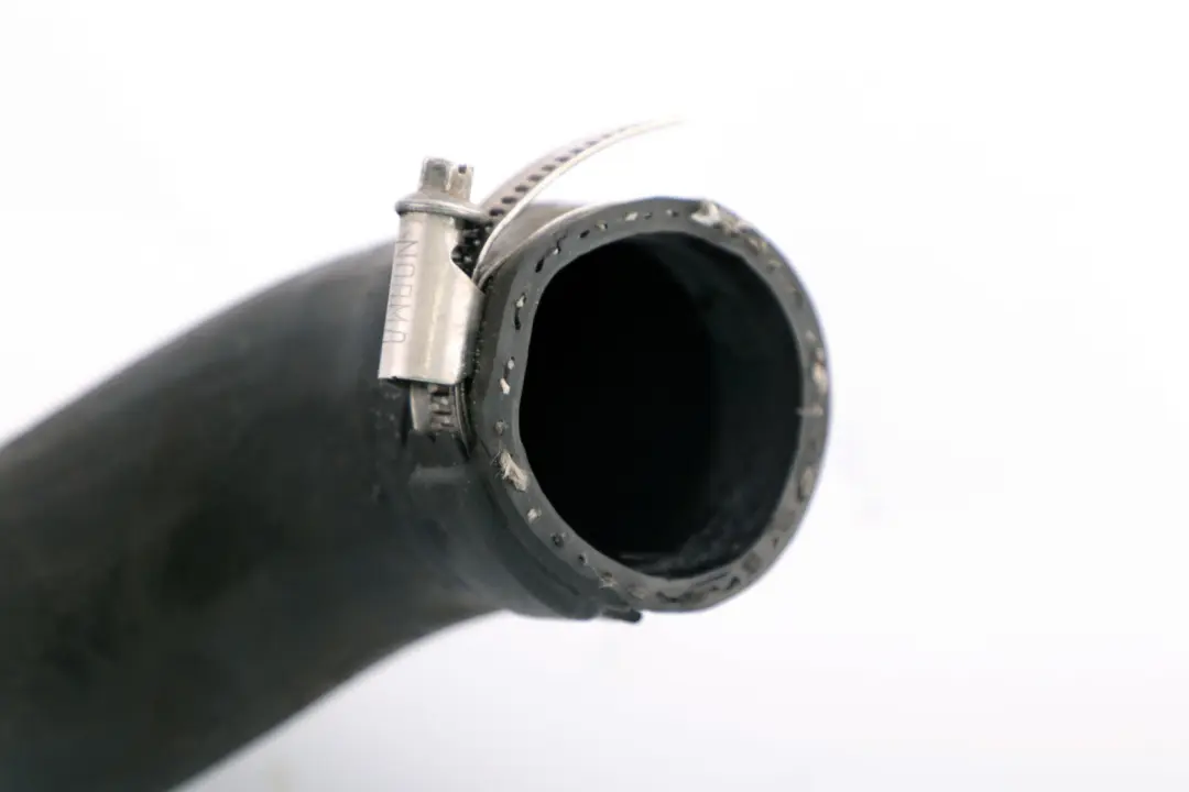 Charge Air Tube Pipe to Mini Clubman Cooper One D R55 R56 Diesel with Part number 2753079 Mini Clubman Cooper One D R55 R56 Diesel Charge Air Tube Pipe - SKU 2753079 - Part number 2753079