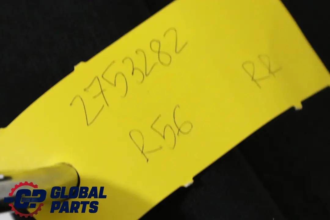 Siege Arriere Droite Reference Reste Tissu/Cuir pour Mini One Cooper R55 R56 à propos du numéro de pièce 52202753282 Mini One Cooper R55 R56 Siege Arriere Droite Reference Reste Tissu/Cuir - SKU 2753282 - Numéro de pièce 52202753282