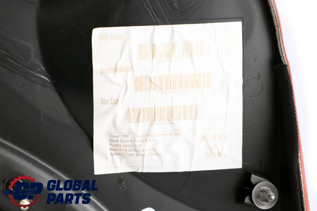 Tapicerka boczek drzwi prawy przód do MINI Cooper R56 o numerze 2753304 MINI Cooper R56 Tapicerka boczek drzwi prawy przód - SKU 2753304 - Numer Części 2753304