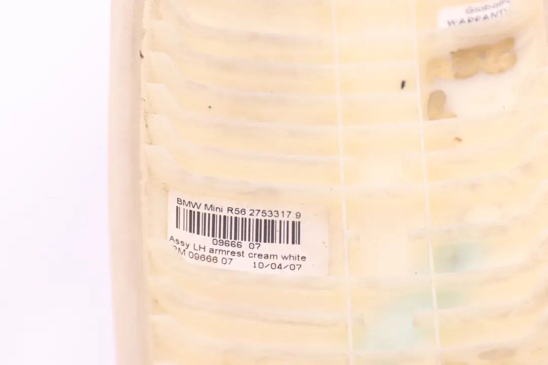 Cruscotto Rivestimento Sinistro Bianco Crema per Mini Cooper R56 R57 con numero di parte 2753317 Mini Cooper R56 R57 Cruscotto Rivestimento Sinistro Bianco Crema - SKU 2753317-7 - Numero di parte 2753317