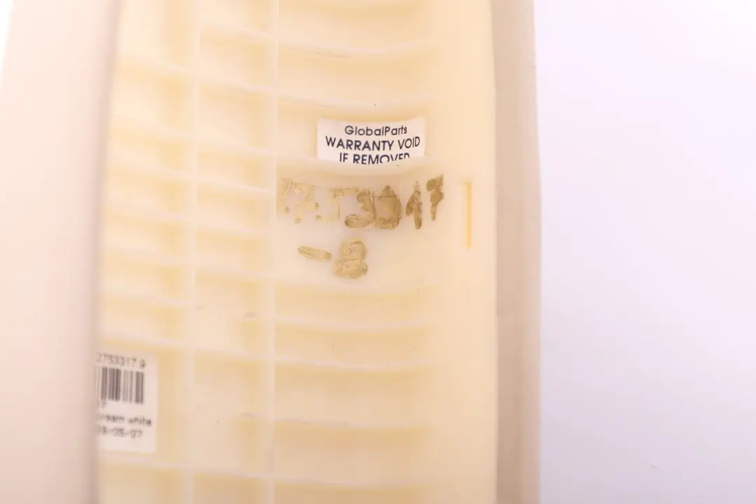 Panel Listwa Boczek Podłokietnik Lewy Kremowy do Mini Cooper R56 R57 o numerze 2753317 Mini Cooper R56 R57 Panel Listwa Boczek Podłokietnik Lewy Kremowy - SKU 2753317-8 - Numer Części 2753317