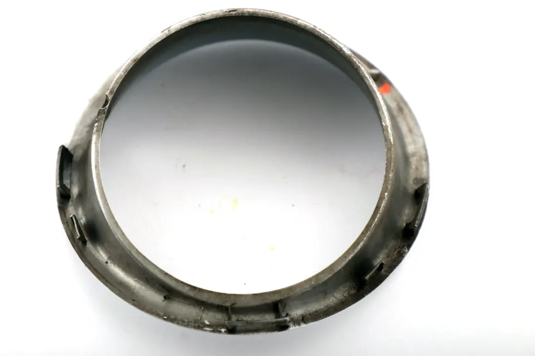 Nebelscheinwerfer Chrome Trim Surround vorne links für Mini Cooper D R56 R55 mit Teilenummer 2753673 Mini Cooper D R56 R55 Nebelscheinwerfer Chrome Trim Surround vorne links - SKU 2753673 - Teilenummer 2753673