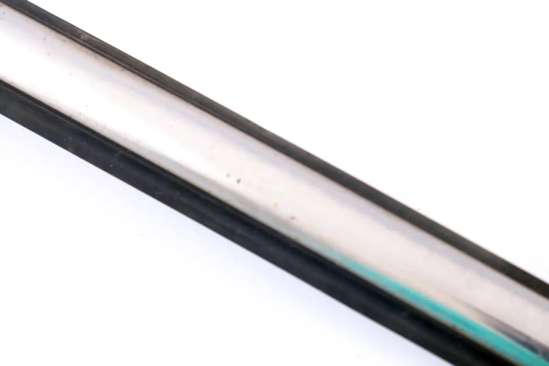 Mini Clubman R55 R55 LCI Trim Strip Splitdoor Rear Right O/S Chrome - SKU 2754062 - Part number 2754062