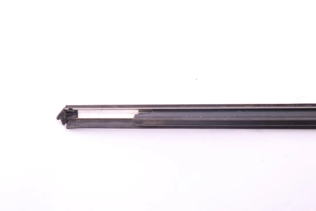 BMW Mini Clubman R55 hinten rechts Zierleiste Seitenwand 5137 - SKU 2754070 - Teilenummer 7167220