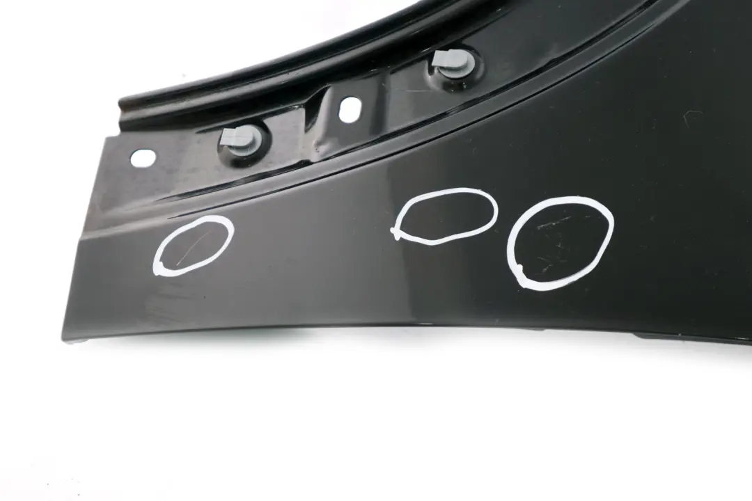 Błotnik lewy Astro Black A25 do MINI Cooper R56 o numerze 2754725 MINI Cooper R56 Błotnik lewy Astro Black A25 - SKU 2754725-ASB12 - Numer Części 2754725