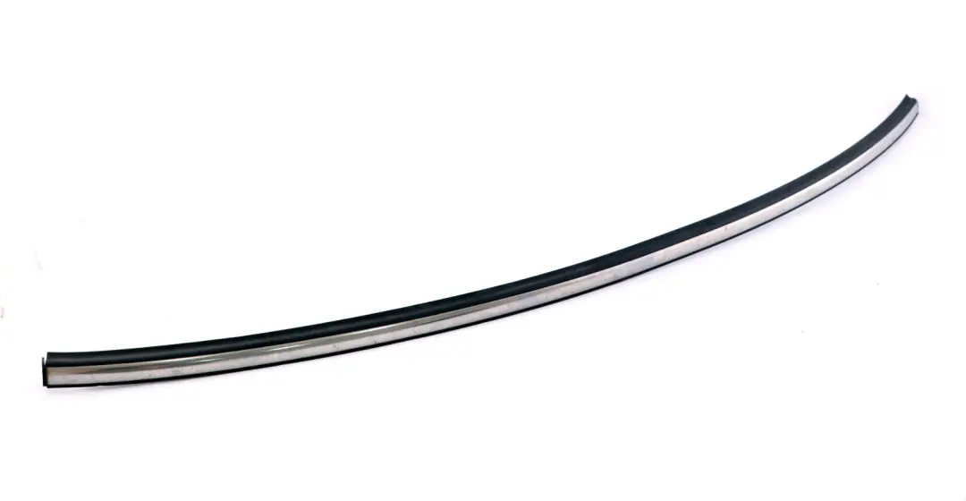 R56N Finestrino Posteriore Inferiore Striscia Cromata per Mini Cooper R56 con numero di parte 2754852 Mini Cooper R56 R56N Finestrino Posteriore Inferiore Striscia Cromata - SKU 2754852-1 - Numero di parte 2754852