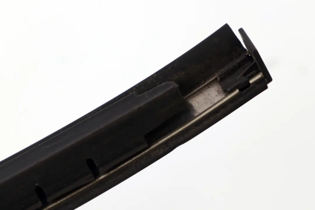 R56N Ventana Trasera Tapa Inferior Tira Recorte Cromo para Mini Cooper R56 con número de pieza 2754852 Mini Cooper R56 R56N Ventana Trasera Tapa Inferior Tira Recorte Cromo - SKU 2754852-1 - Número de pieza 2754852