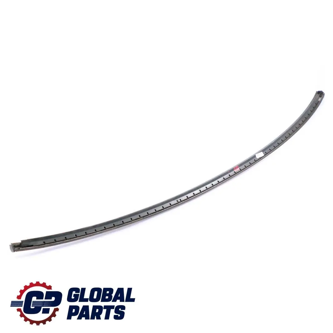 Abdeckung Heckscheibe Unten Chrom für Mini Cooper R56 LCI mit Teilenummer 2754853 Mini Cooper R56 LCI Abdeckung Heckscheibe Unten Chrom - SKU 2754853 - Teilenummer 2754853