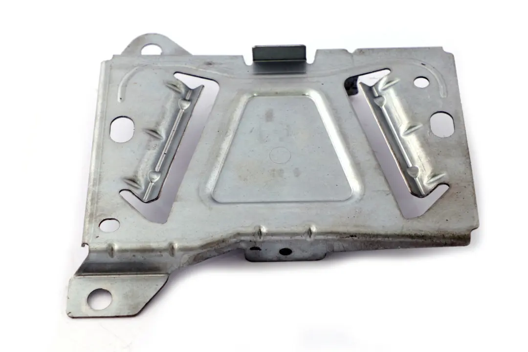 Uchwyt mocowanie wzmacniacza do MINI Clubman R55 o numerze 2755095 MINI Clubman R55 Uchwyt mocowanie wzmacniacza - SKU 2755095 - Numer Części 2755095