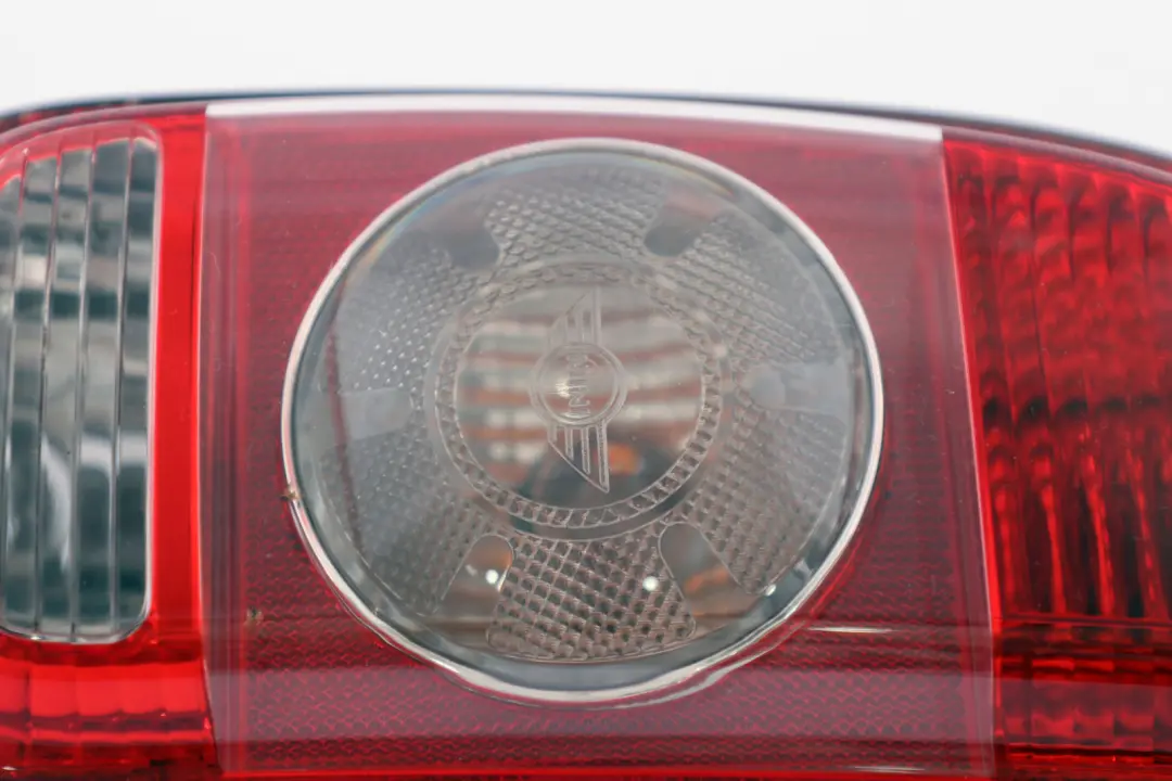 Light In The Side Panel Lamp White Rear Left N/S to Mini Cooper R55 Clubman with Part number 2755117 Mini Cooper R55 Clubman Light In The Side Panel Lamp White Rear Left N/S - SKU rhd-2755117 - Part number 2755117