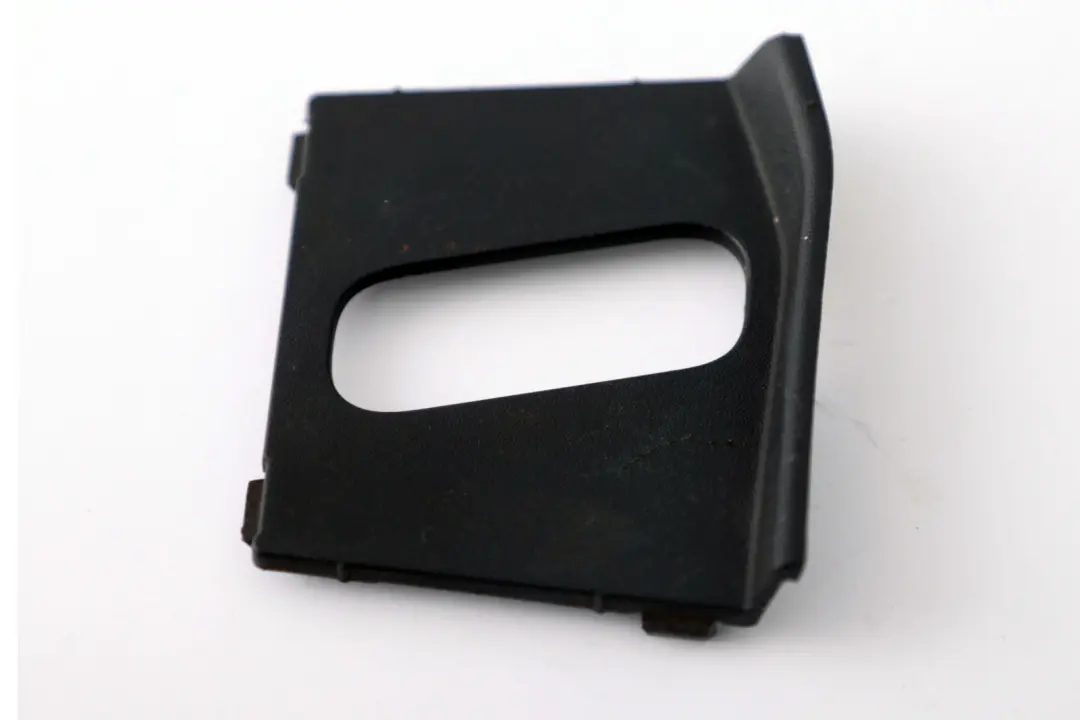 Abdeckung Schließblech unten hinten Tür 5122 für Mini Cooper R55 mit Teilenummer 2755506 Mini Cooper R55 Abdeckung Schließblech unten hinten Tür 5122 - SKU 2755506 - Teilenummer 2755506