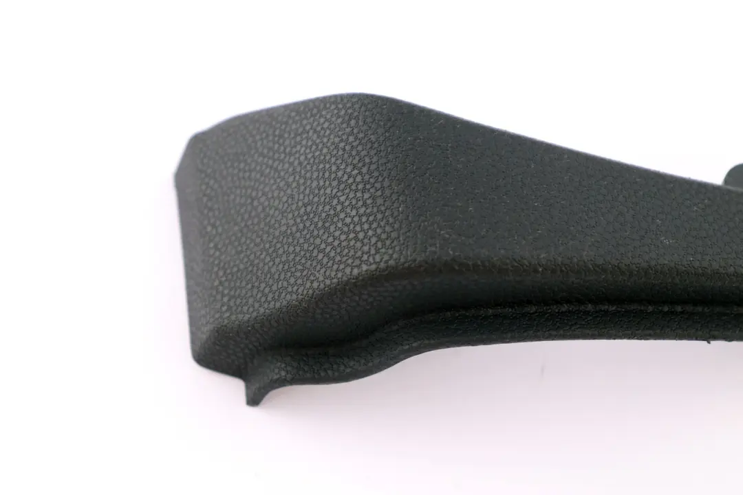 Tapa Salpicadero Izquierda Embellecedor Inferior Negro para Mini R55 R56 LCI con número de pieza 2755585 Mini R55 R56 LCI Tapa Salpicadero Izquierda Embellecedor Inferior Negro - SKU 2755585 - Número de pieza 2755585