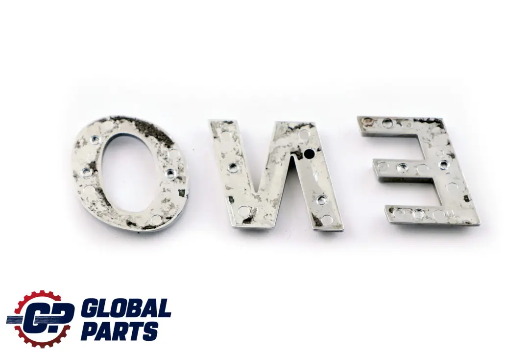 Emblema Alfabetico di Tronco per Mini One R50 R55 R56 R60 Logo con numero di parte 2755615 Mini One R50 R55 R56 R60 Logo Emblema Alfabetico di Tronco - SKU 2755615 - Numero di parte 2755615