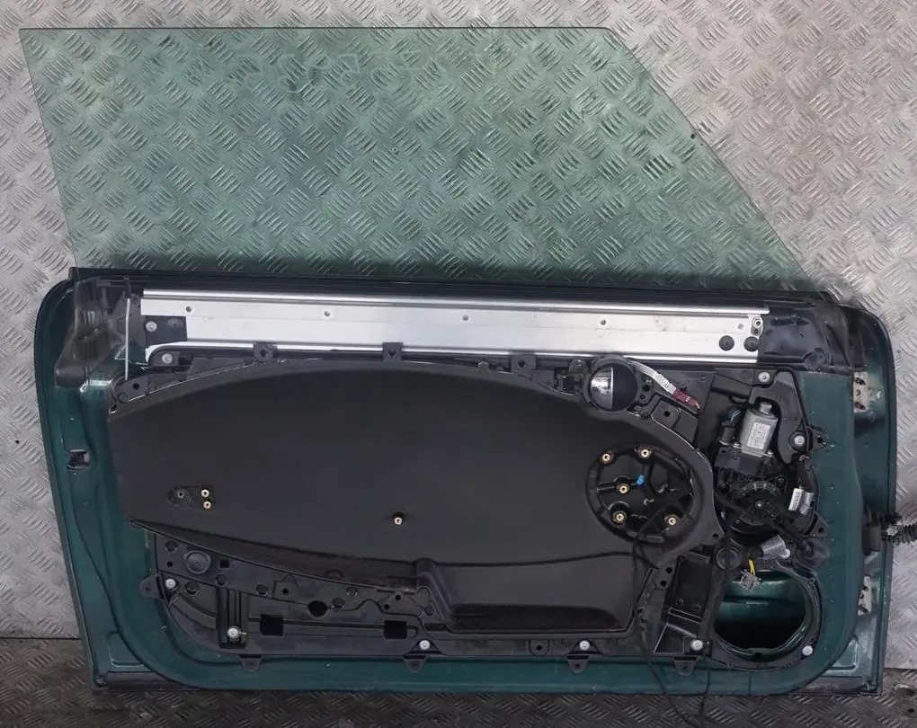 Gauche Britanique Vert pour Mini Cooper 5 R55 R56 R57 R58 R59 Porte avant à propos du numéro de pièce 2755935 Mini Cooper 5 R55 R56 R57 R58 R59 Porte avant Gauche Britanique Vert - SKU 2755935-BRG5 - Numéro de pièce 2755935